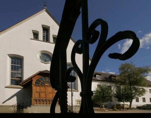 Seminar- Und Gaestehaus Im Kloster Bezau Bagian luar foto