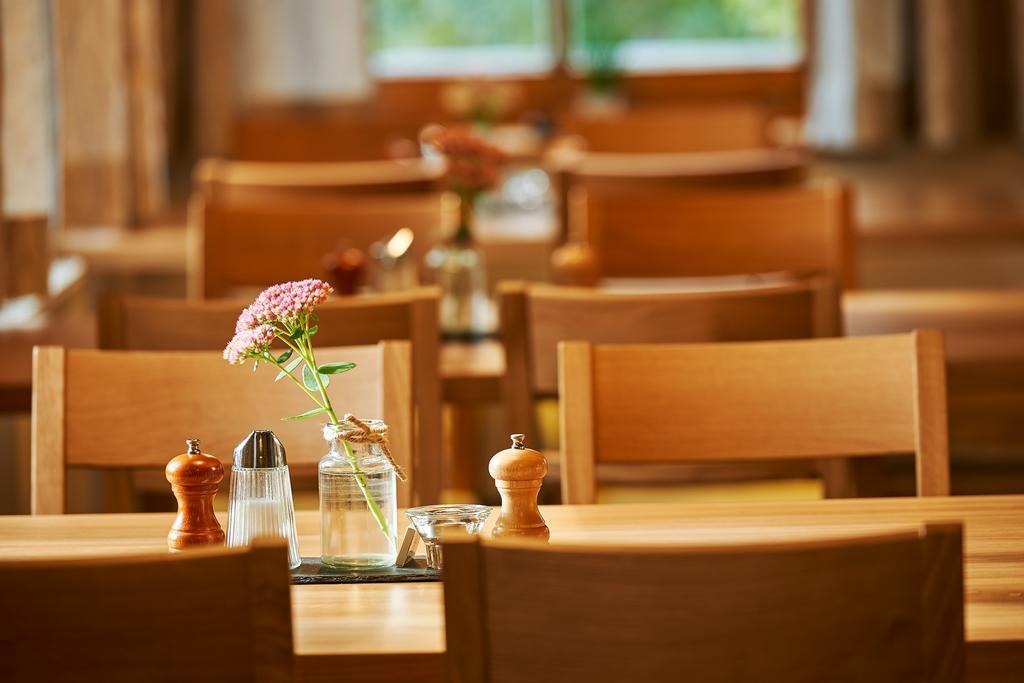 Seminar- Und Gaestehaus Im Kloster Bezau Bagian luar foto